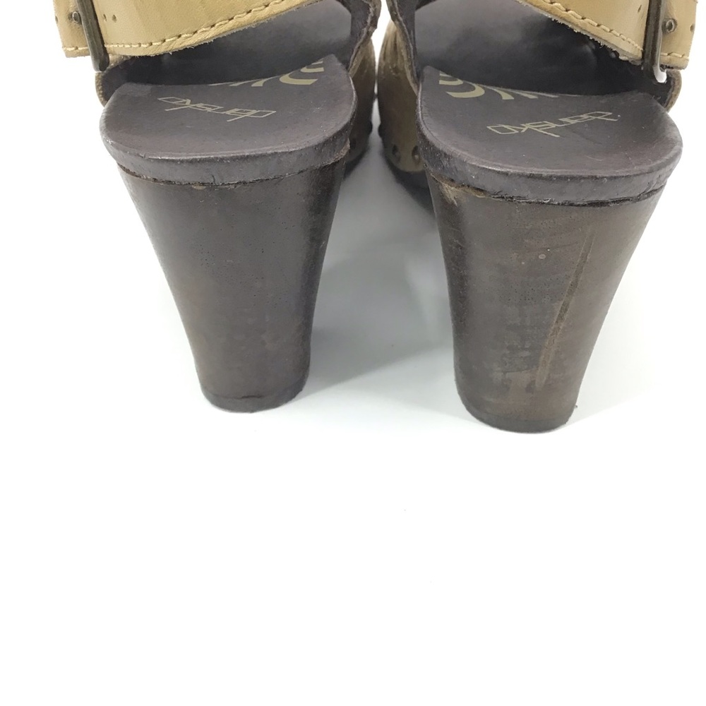 Dansko Rowena Tan Leather Sling Back Sandals - Picture 15 of 16